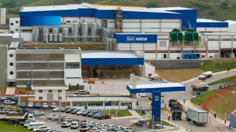 Nestlé demite 16 mil na Alemanha e na Hungria, mantendo investimentos de 7 bilhões de Reais no Brasil