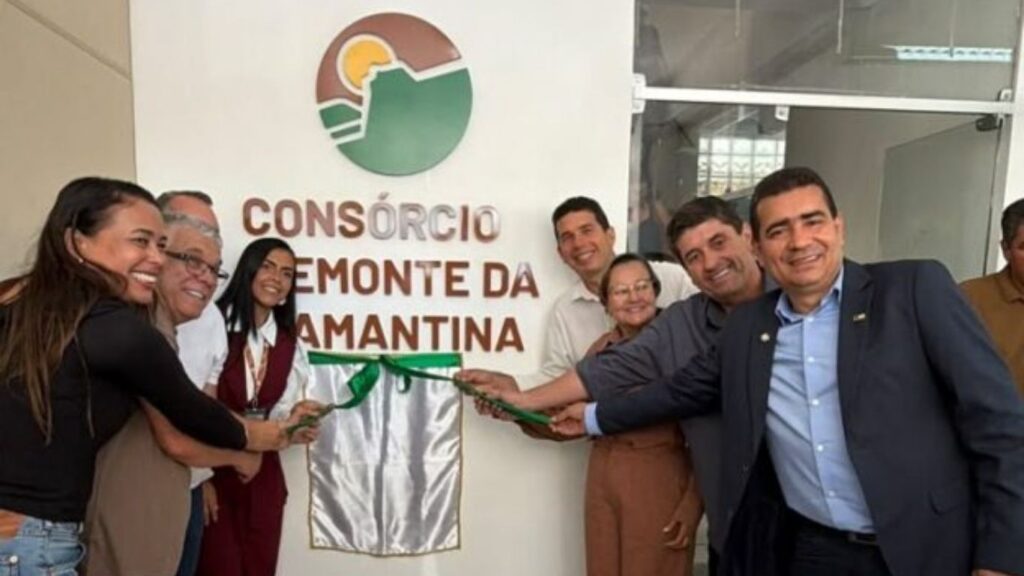 Sob liderança do prefeito Dirceu, Consórcio Piemonte da Diamantina inaugura sede administrativa e amplia articulação regional